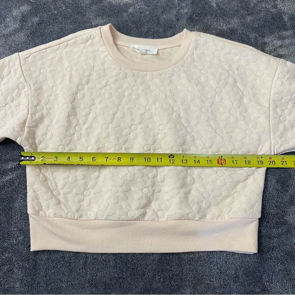 Pink Rose Boho Casual Blush Daisy Quilted Cropped Crewneck Sweatshirt. Size S - Picture 4 of 8